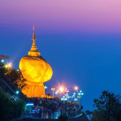 Bouwsteen Myanmar: De glorie van de gouden rots_vanVerre